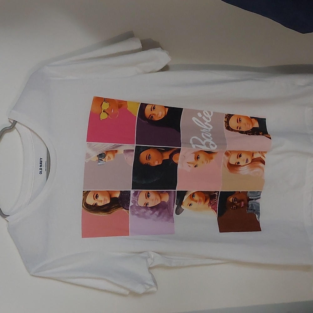 ✨3/$12 Old Navy Barbie Tee
